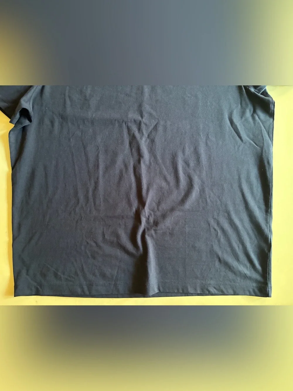 J. Crew Men’s Classic Crewneck Tee in Navy Blue. L. NWT.